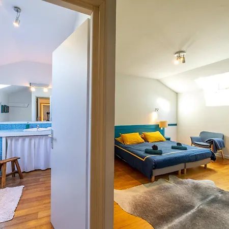 Grand 4 Etoiles - Bain Nordique بيت للعطل *